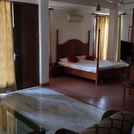 Bed and Breakfast East End Retreat Nueva Delhi Exterior foto