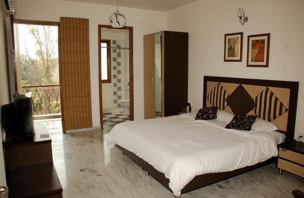 Bed and Breakfast East End Retreat Nueva Delhi Exterior foto